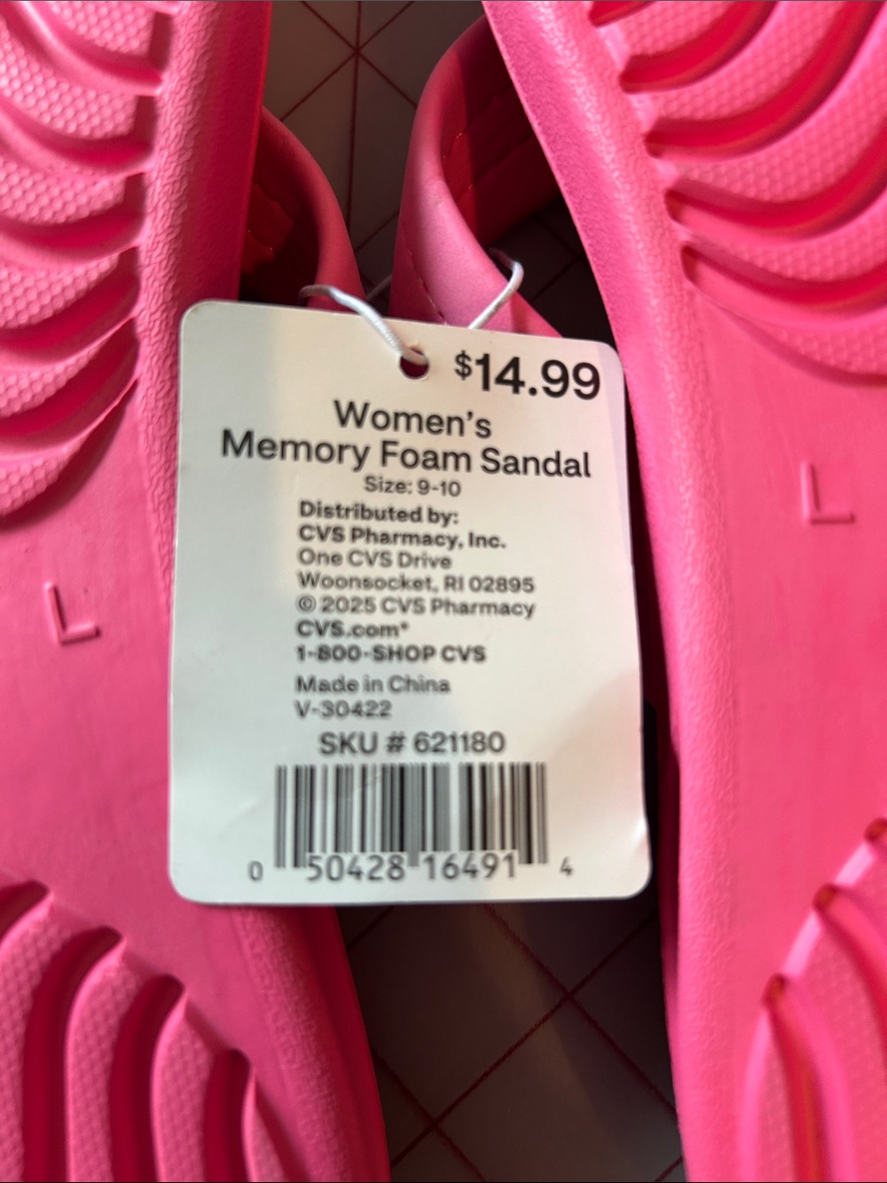 Sun & Sky Women's Hot Pink Foam Flip Flop Sandals - Picture 3 of 3